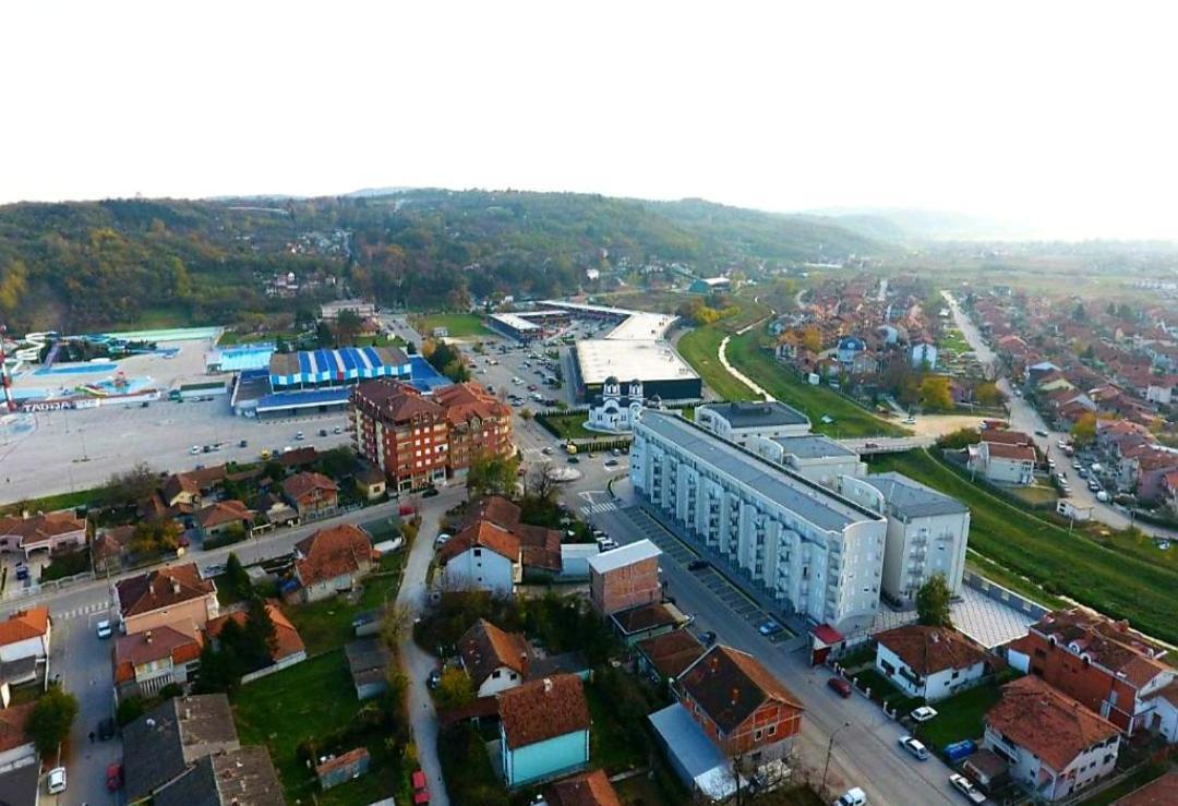 Royalwings Apartman Jagodina Extérieur photo