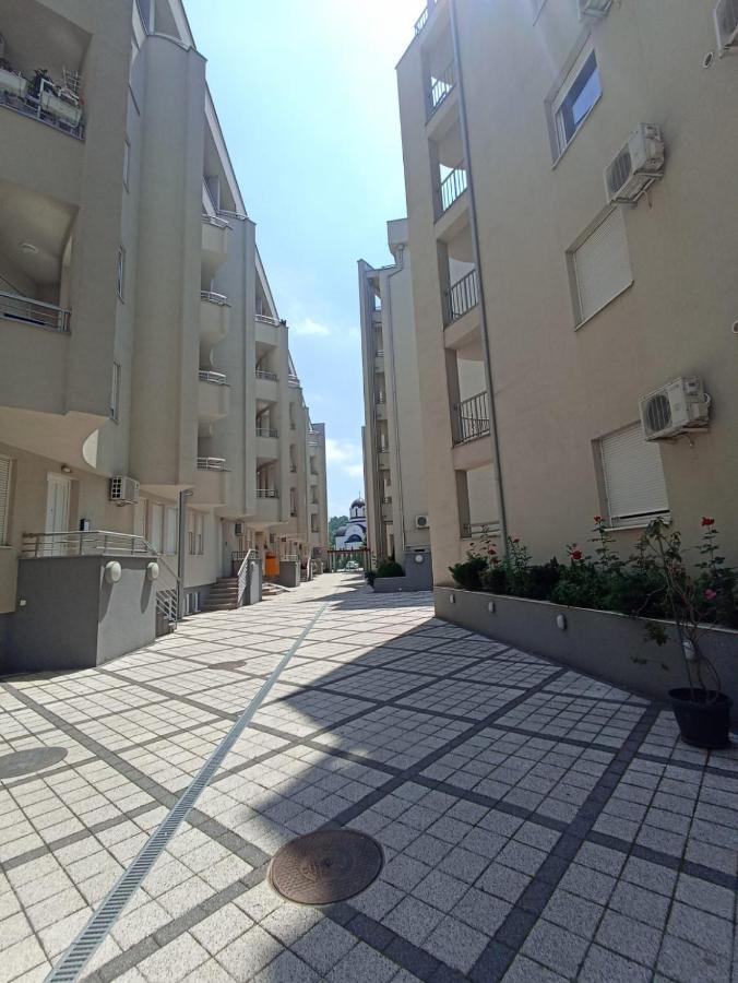 Royalwings Apartman Jagodina Extérieur photo
