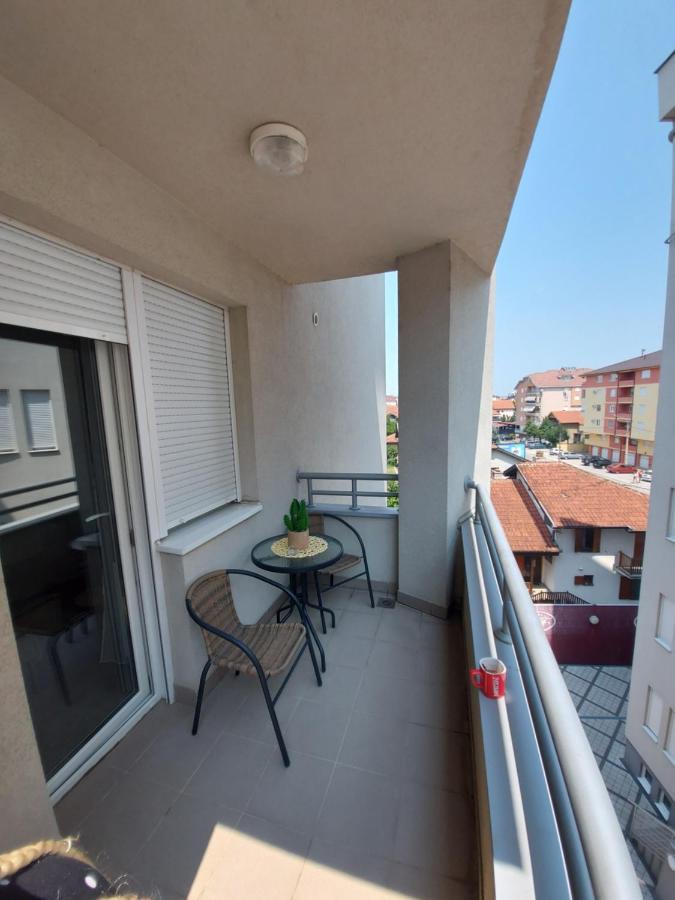 Royalwings Apartman Jagodina Extérieur photo